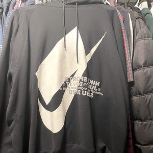 Nike Relaxed Fit Hoodie - XL